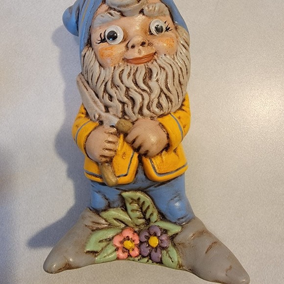 Vtg Pair Ceramic Garden Gnomes 5.5" Tall Boho 1970's Googly Eyes Hand Painted - Picture 8 of 12